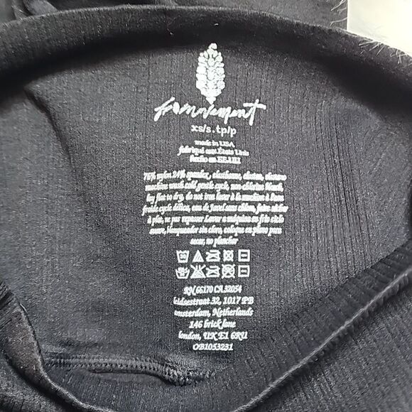 NWOT Black Free People Movement Leggings Size XS/S - Picture 3 of 3